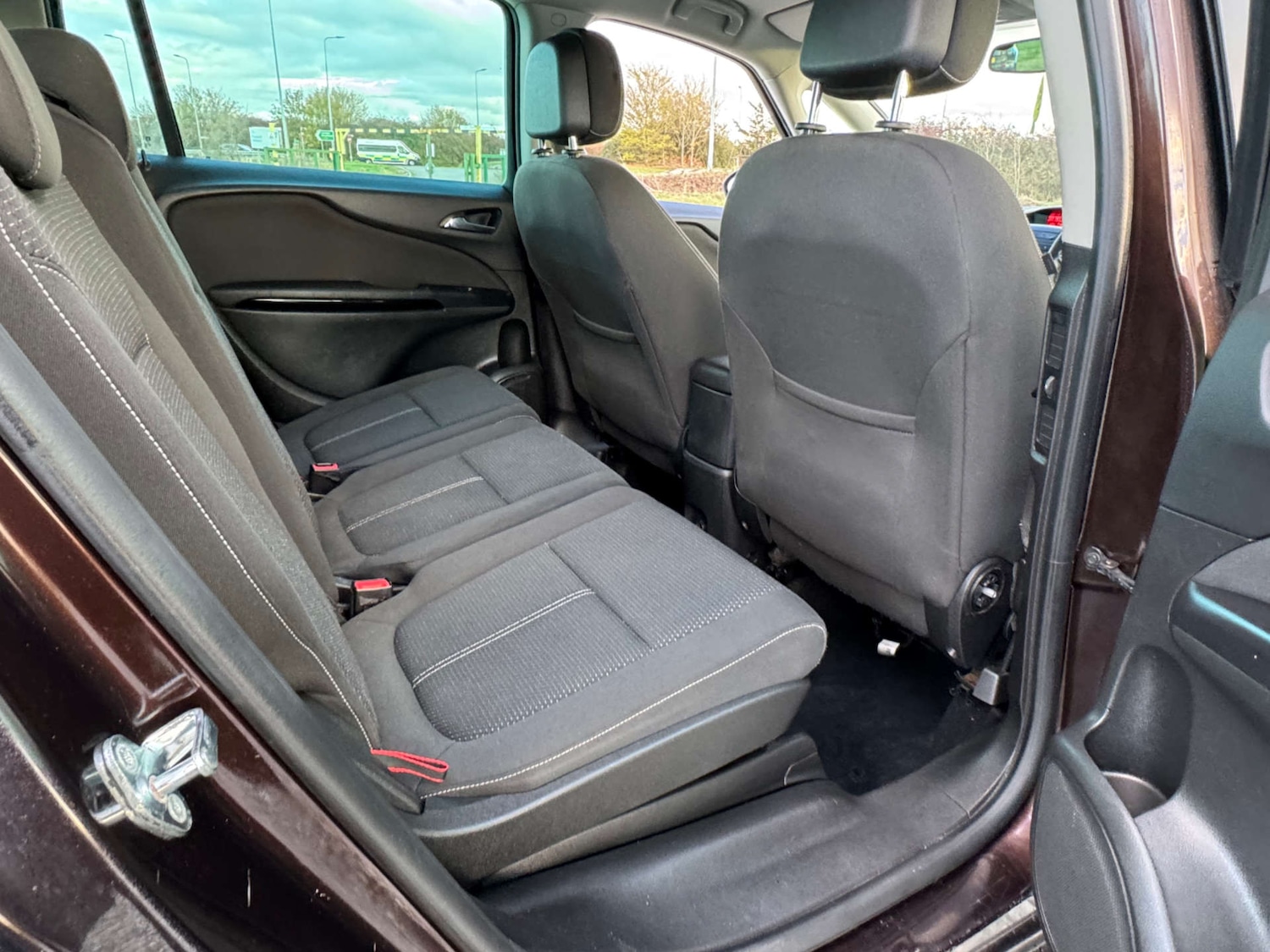Used Vauxhall Zafira 2015 for sale - 76367334: Photo 21