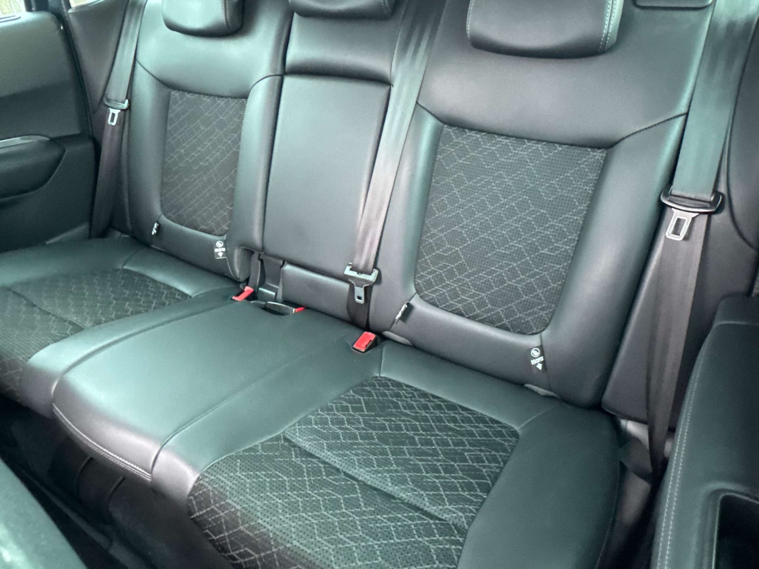 Used Peugeot 3008 2015 for sale - 77641667: Photo 20