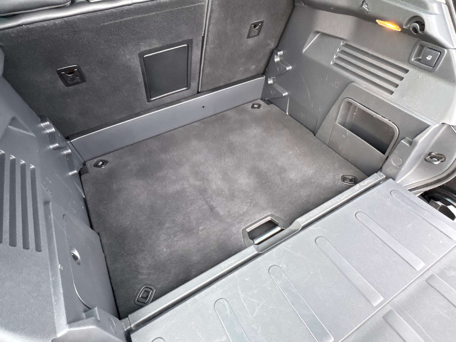 Used Peugeot 3008 2015 for sale - 77641667: Photo 29