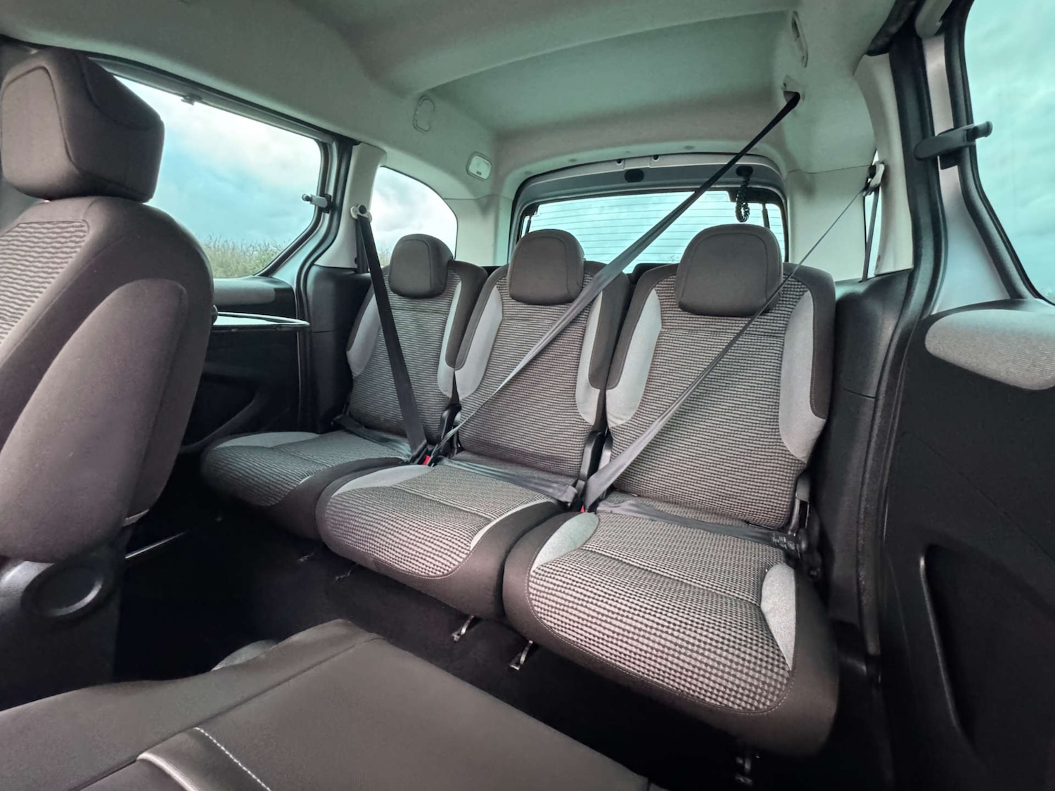 Used Peugeot Partner Tepee 2014 for sale - 76412626: Photo 16