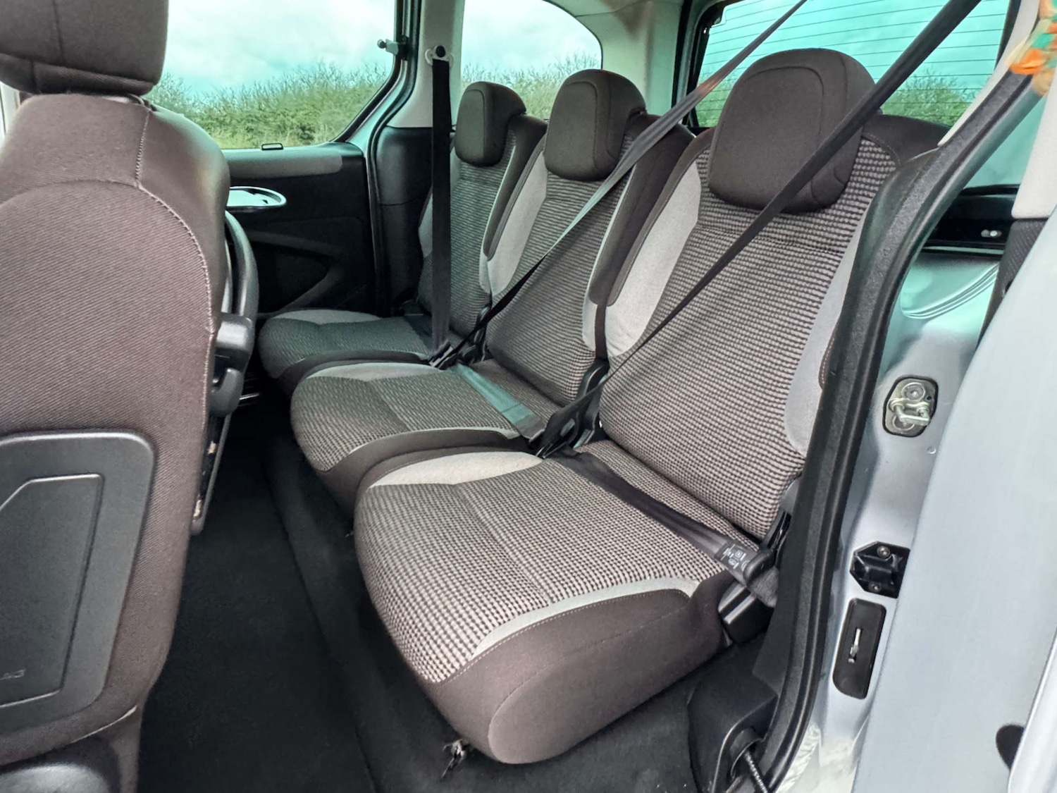 Used Peugeot Partner Tepee 2014 for sale - 76412626: Photo 18