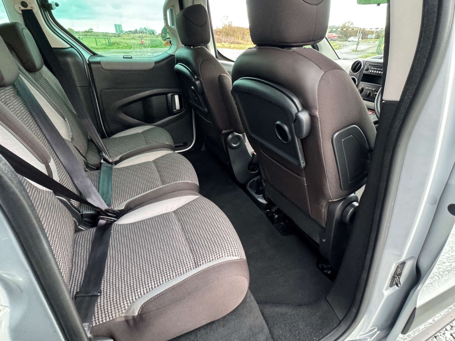 Used Peugeot Partner Tepee 2014 for sale - 76412626: Photo 20