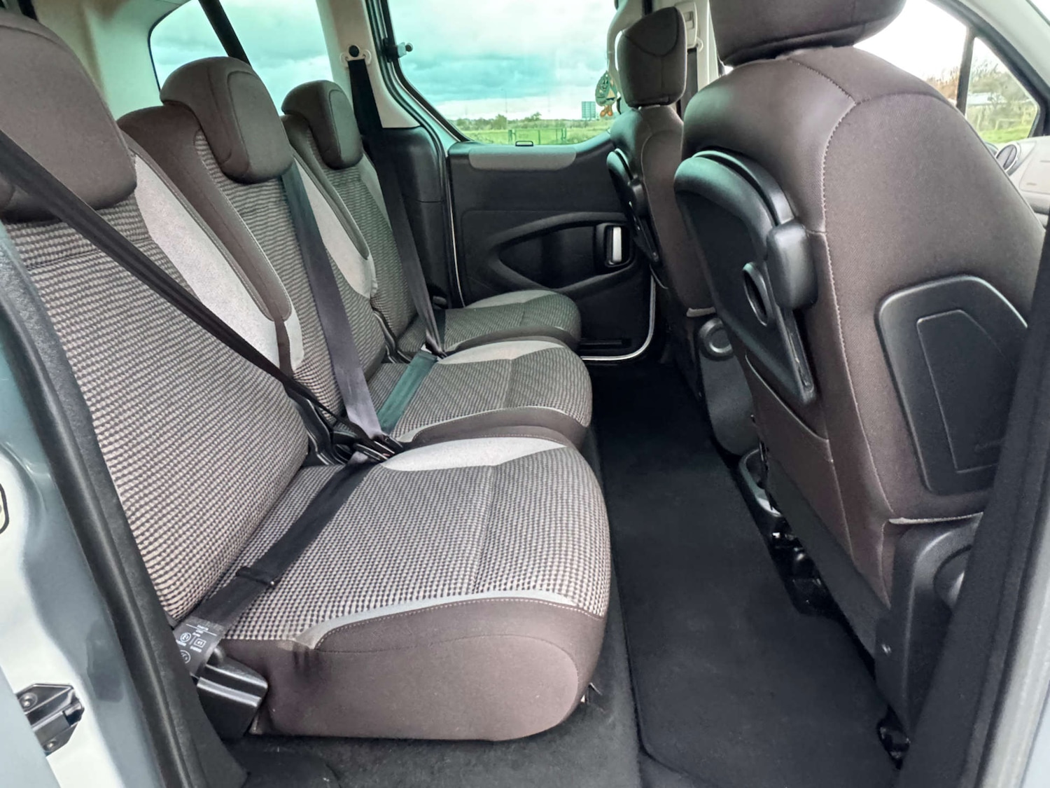 Used Peugeot Partner Tepee 2014 for sale - 76412626: Photo 21