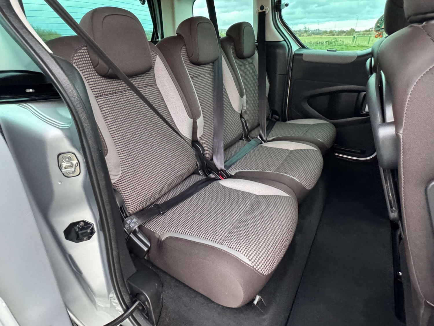 Used Peugeot Partner Tepee 2014 for sale - 76412626: Photo 22