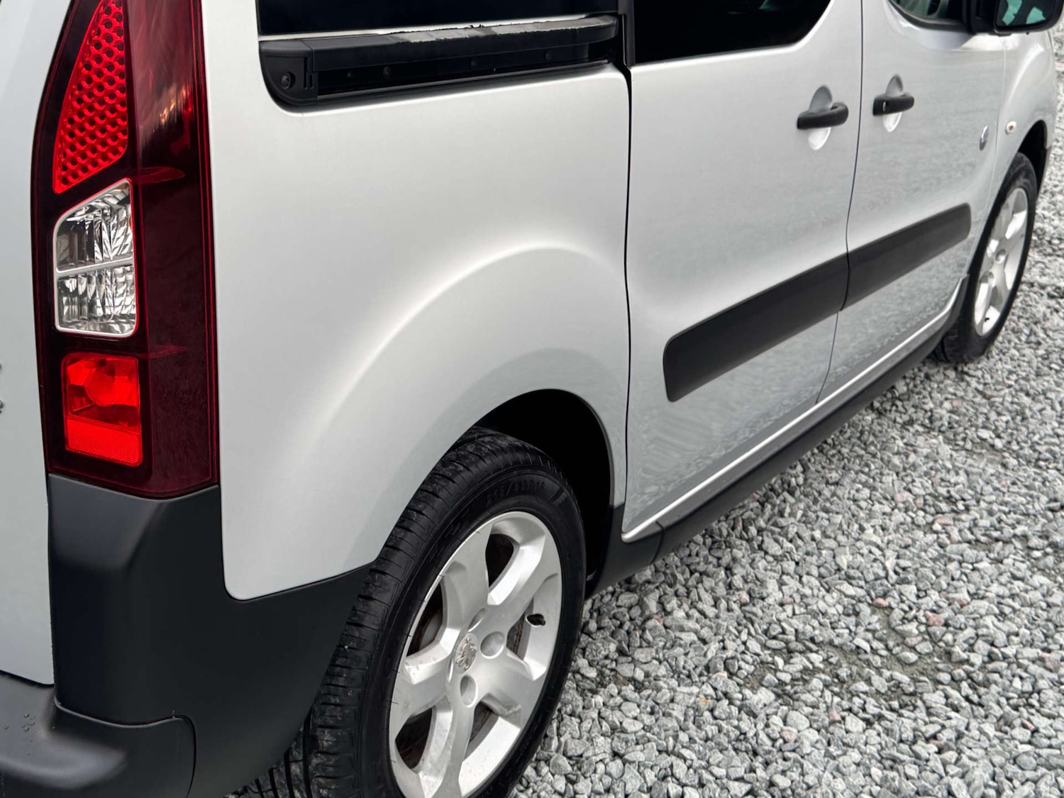 Used Peugeot Partner Tepee 2014 for sale - 76412626: Photo 39