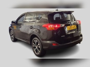 Used Toyota RAV4 2015 for sale - 76477447: Photo