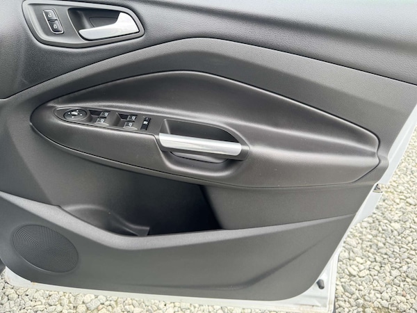 Used Ford Kuga 2013 for sale - 76277872: Photo 40