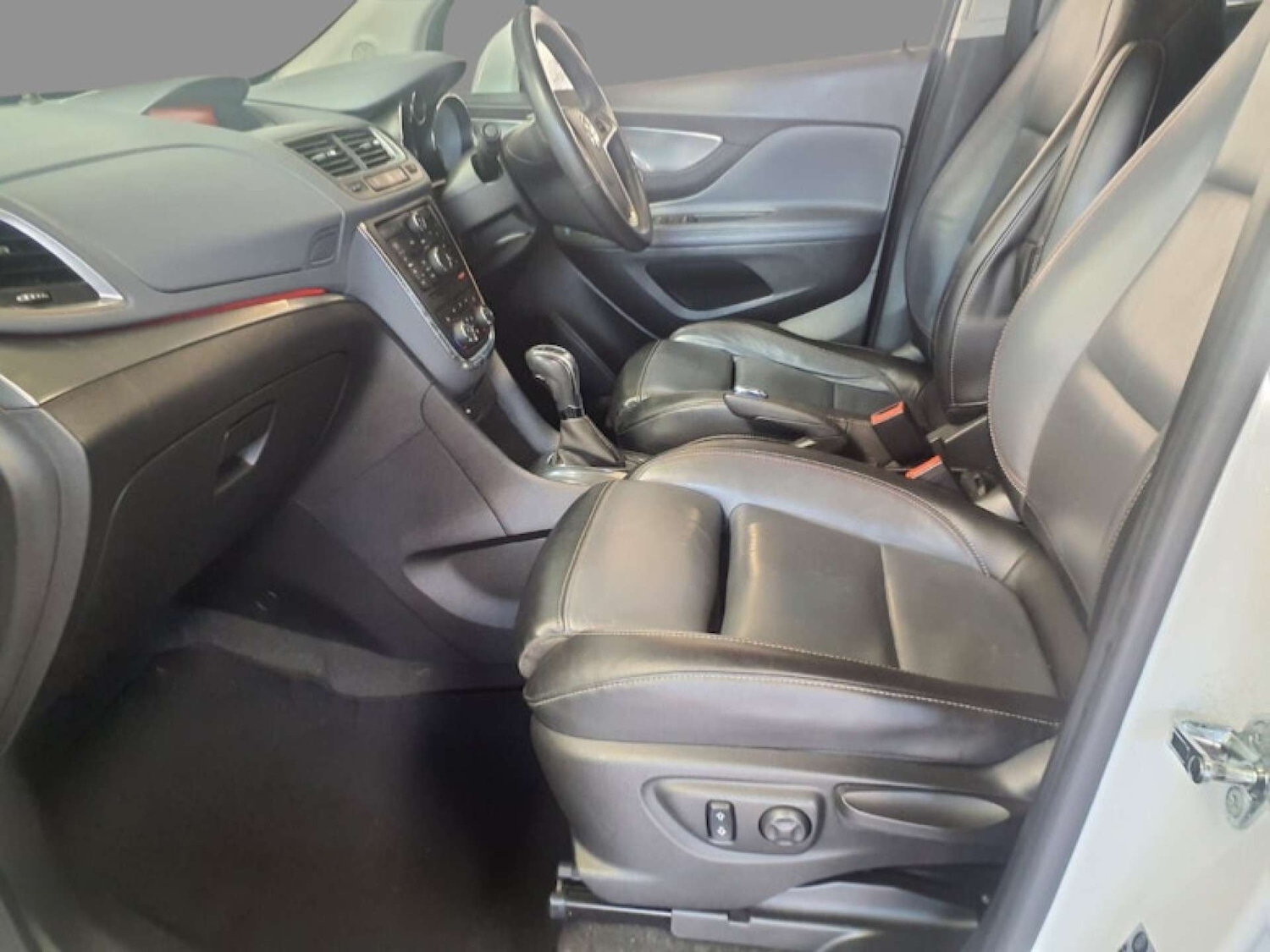 Used Vauxhall Mokka 2015 for sale - 76162638: Photo 5