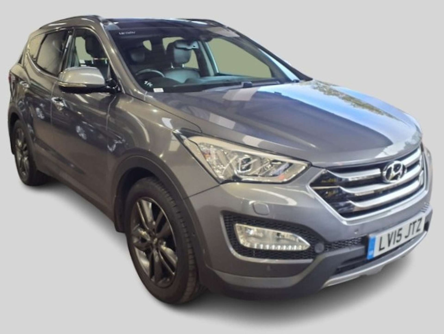 Used Hyundai Santa Fe 2015 for sale - 76412633: Photo 1