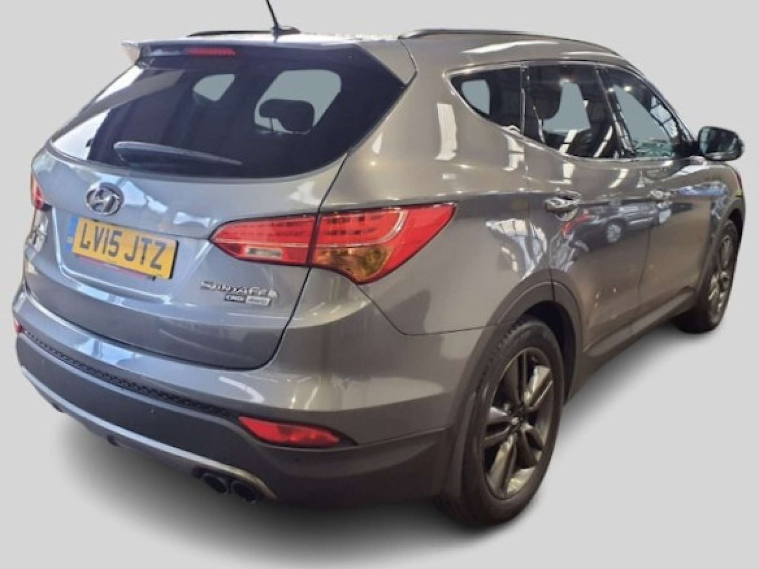 Used Hyundai Santa Fe 2015 for sale - 76412633: Photo 4