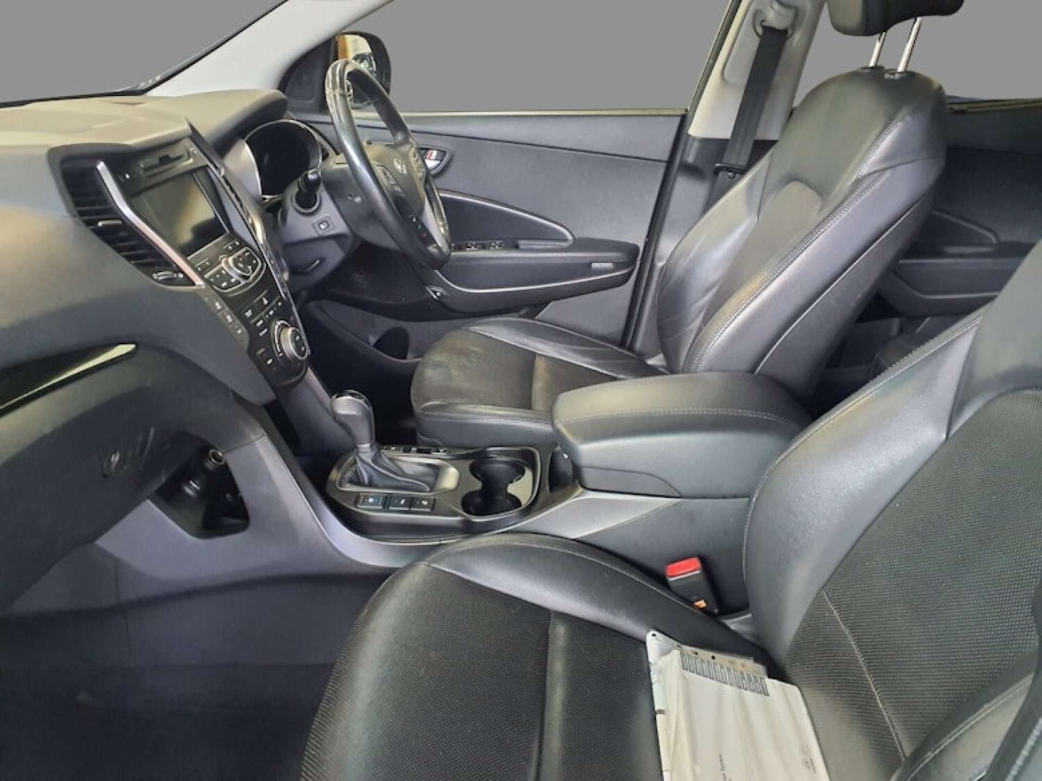 Used Hyundai Santa Fe 2015 for sale - 76412633: Photo 5