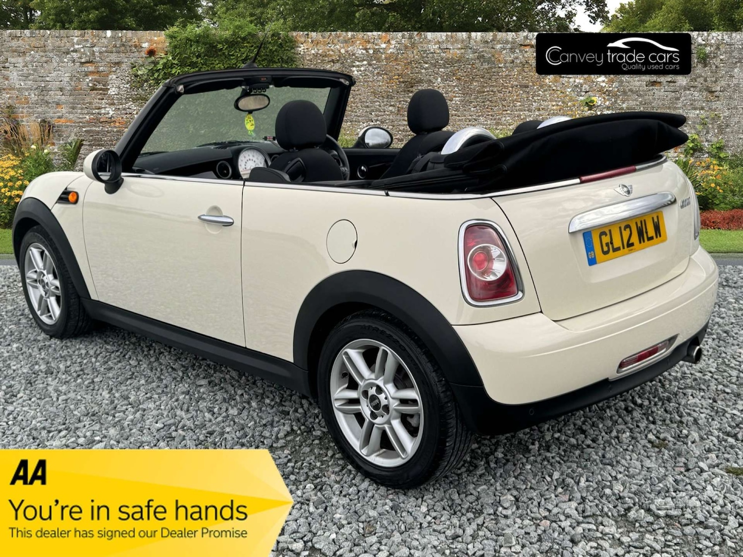 Used MINI Convertible 2012 for sale - 76600670: Photo 2