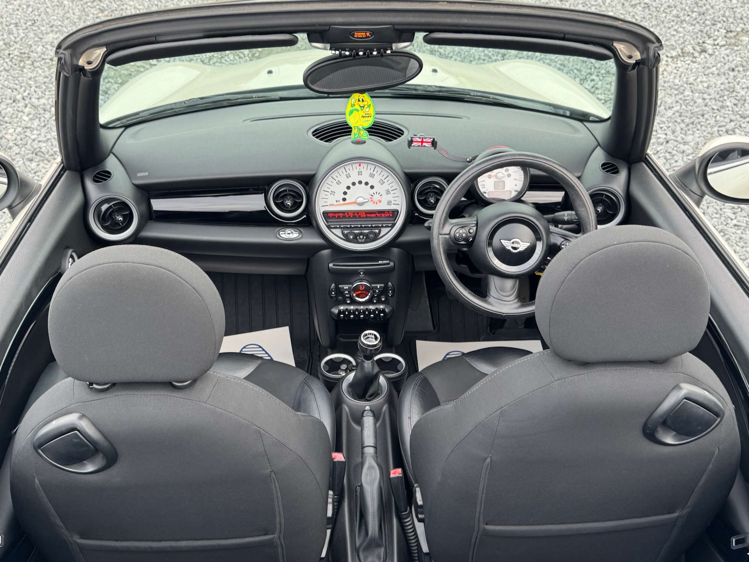 Used MINI Convertible 2012 for sale - 76600670: Photo 25