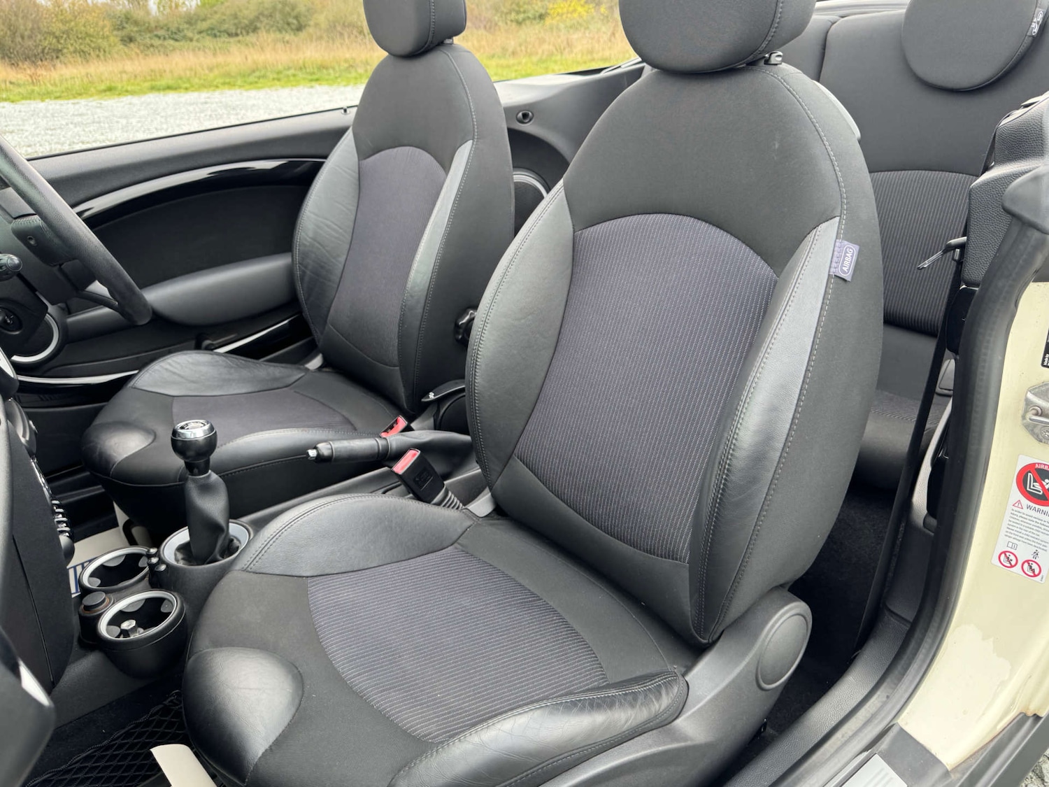 Used MINI Convertible 2012 for sale - 76600670: Photo 29