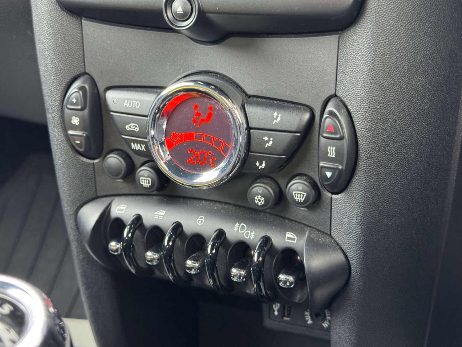 Used MINI Convertible 2012 for sale - 76600670: Photo 34