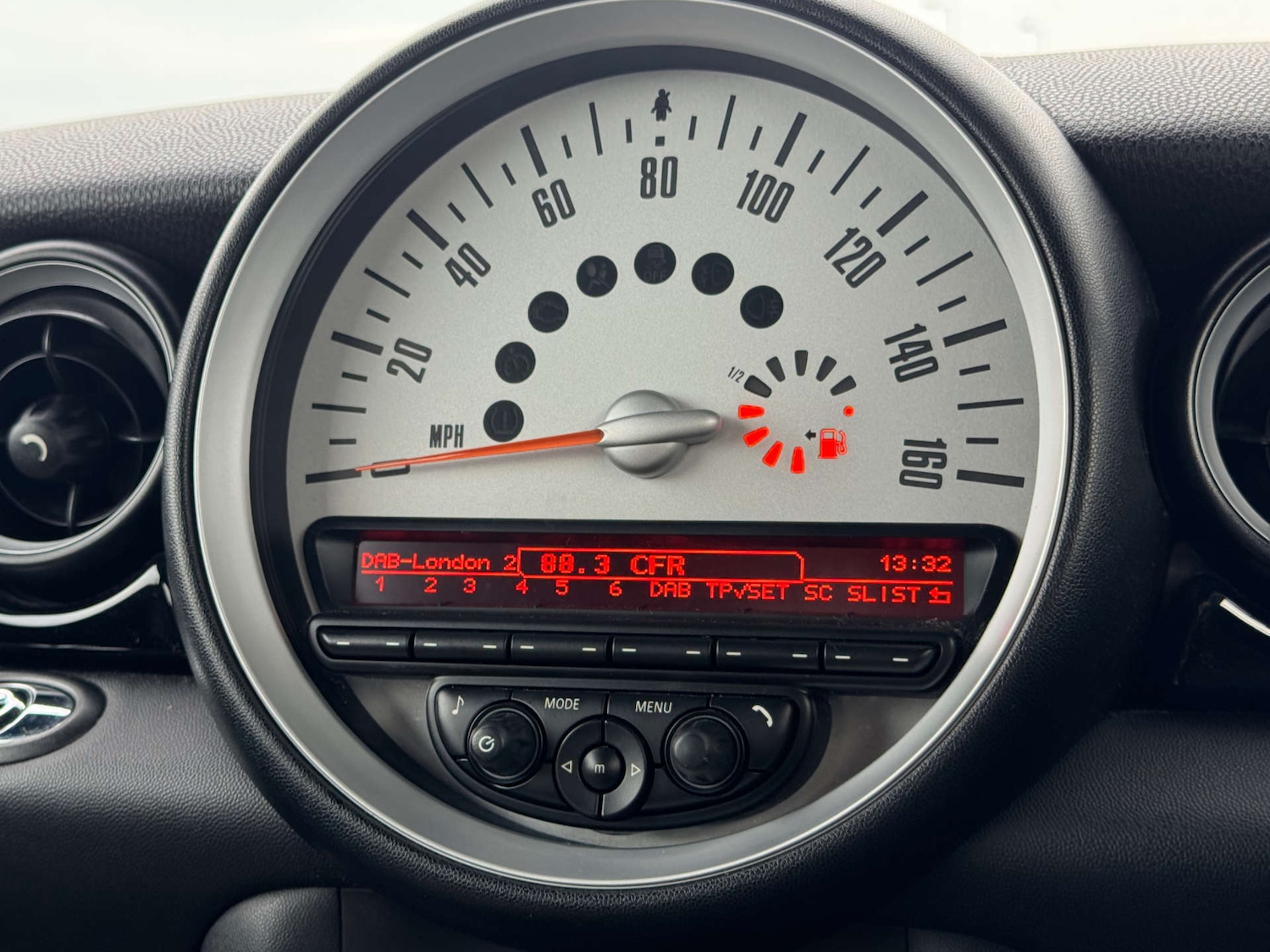 Used MINI Convertible 2012 for sale - 76600670: Photo 36