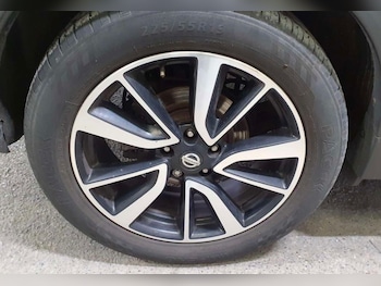 Used Nissan X-Trail 2017 for sale - 79095029: Photo