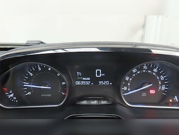 Used Peugeot 2008 2016 for sale - 79315187: Photo