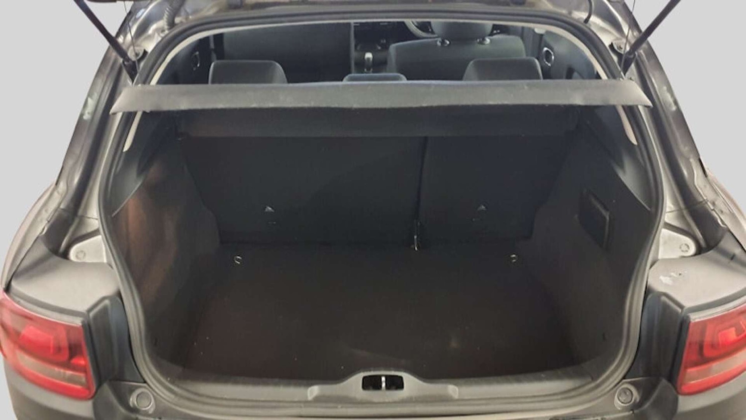Used Citroen C4 Cactus 2018 for sale - 76162647: Photo 7