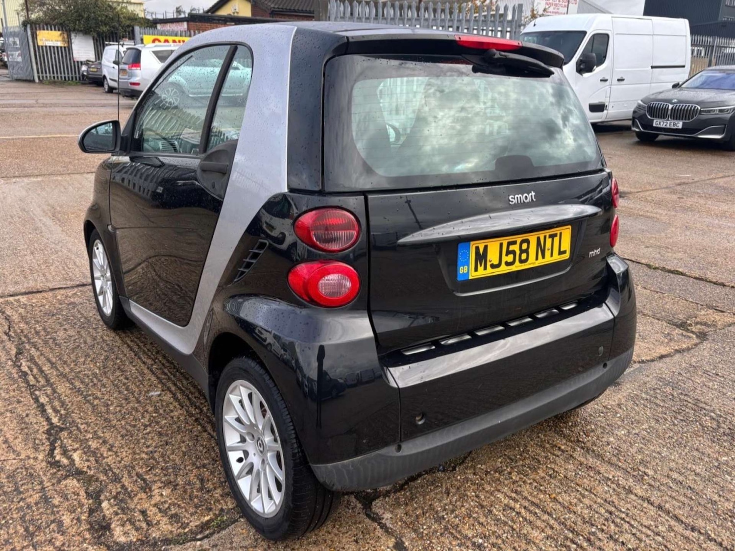 Used smart fortwo 2009 for sale - 76352596: Photo 2
