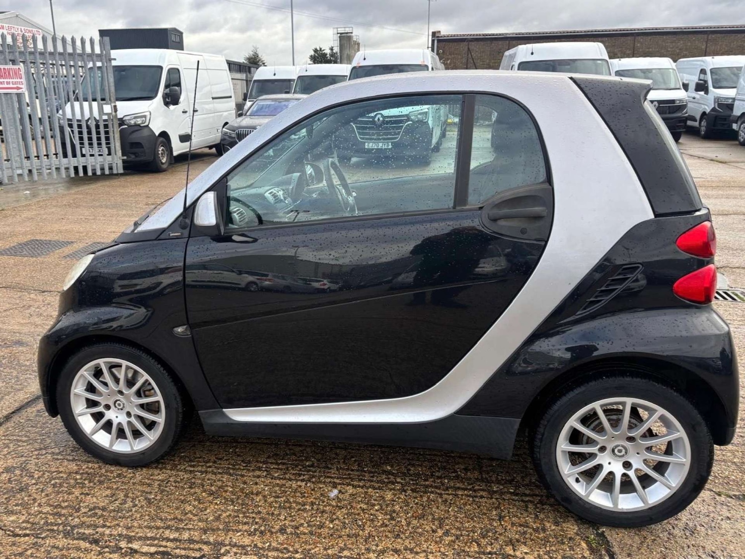 Used smart fortwo 2009 for sale - 76352596: Photo 5