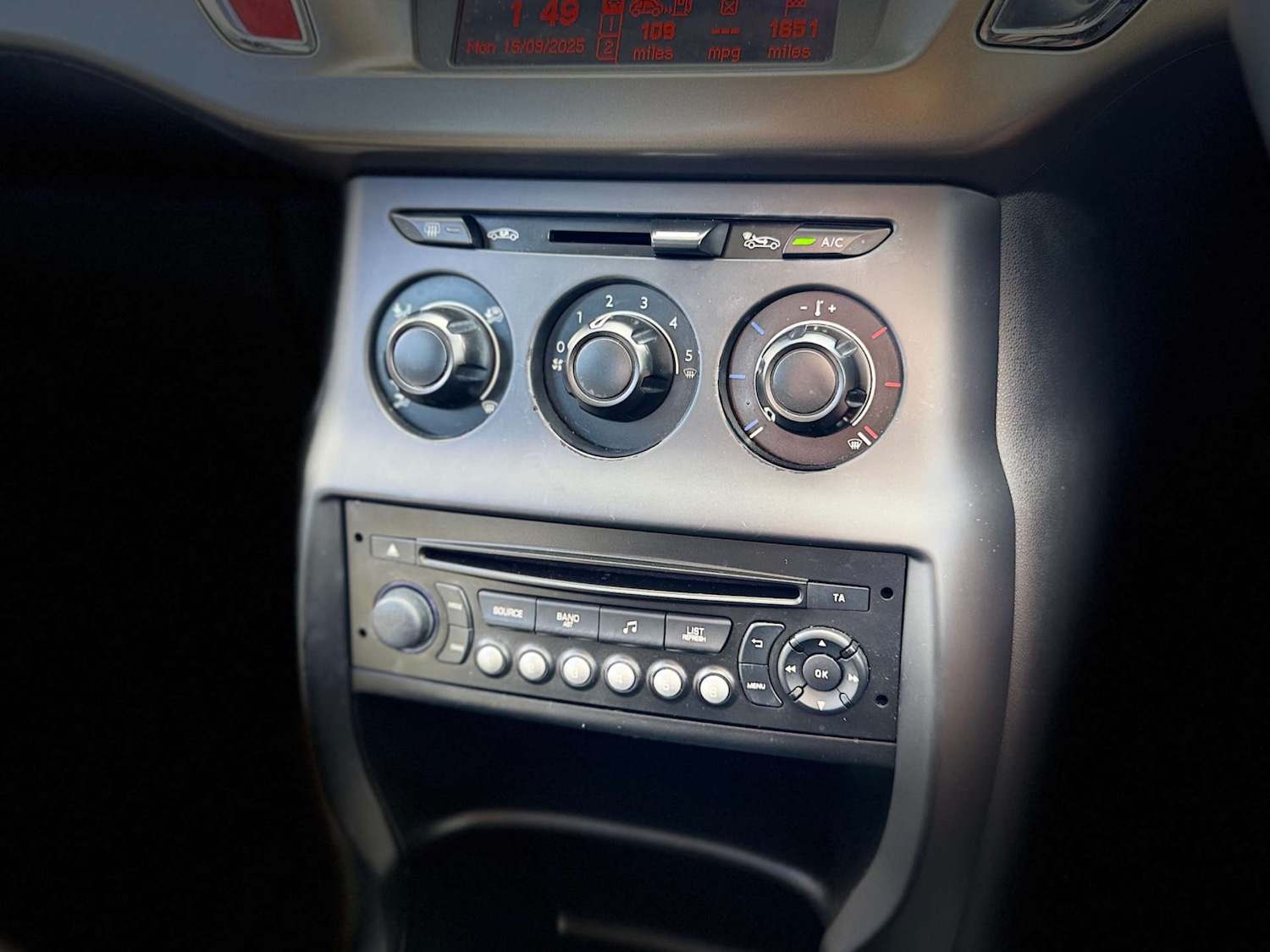 Used Citroen C3 2015 for sale - 76117763: Photo 35