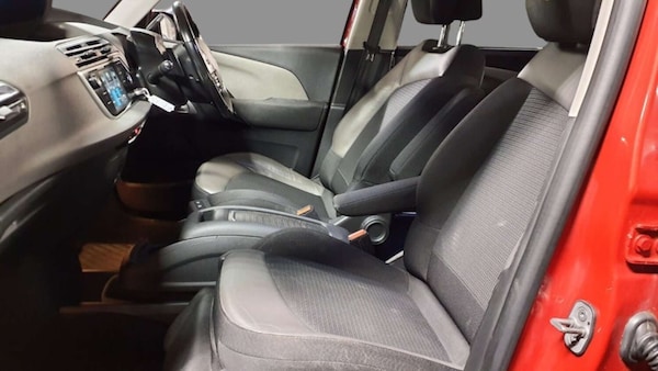 Used Citroen C4 Picasso 2015 for sale - 76117764: Photo 5