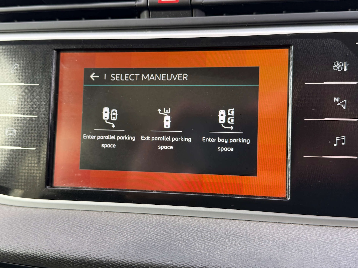 Used Citroen Grand C4 Picasso 2017 for sale - 77641638: Photo 36