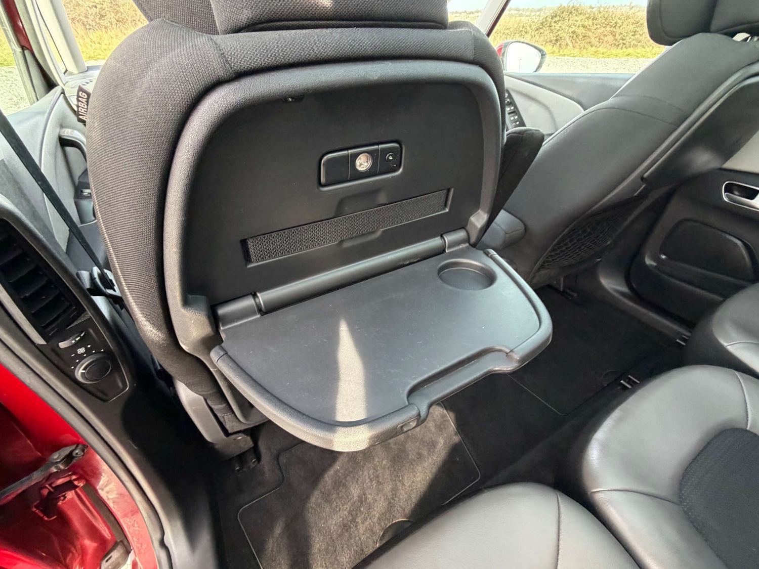 Used Citroen Grand C4 Picasso 2017 for sale - 77641638: Photo 42