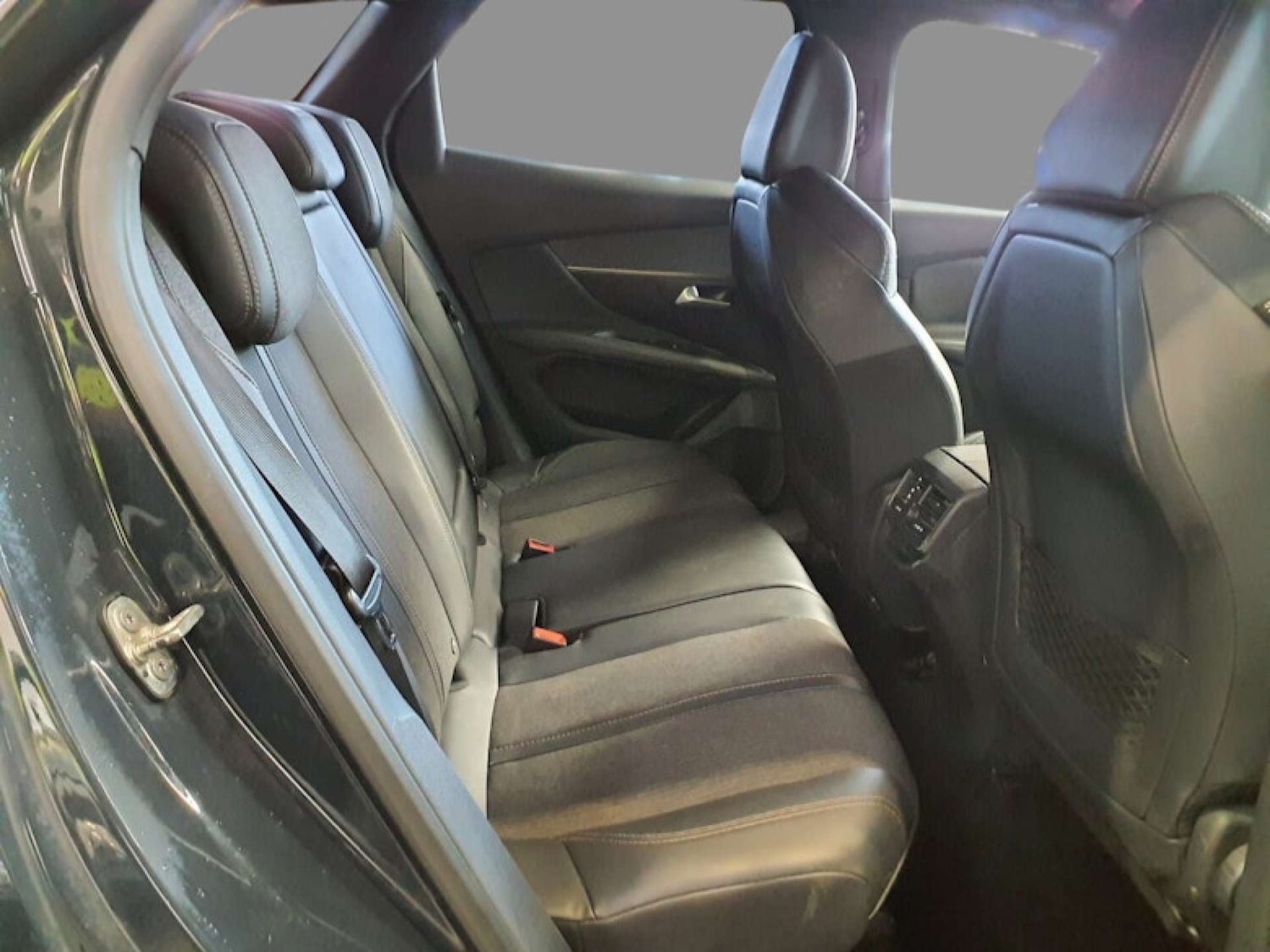 Used Peugeot 3008 2017 for sale - 78020646: Photo 8