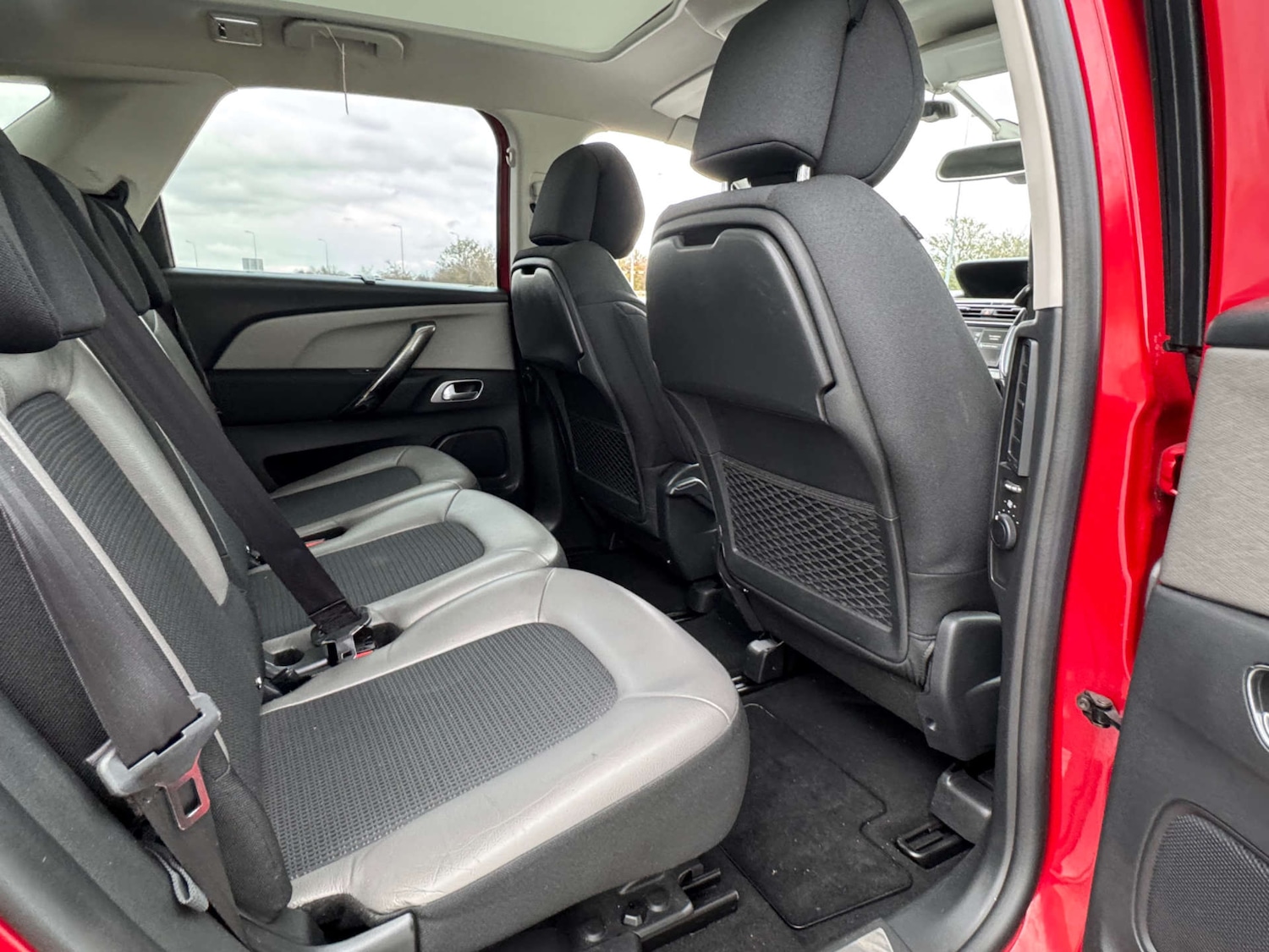 Used Citroen C4 Picasso 2015 for sale - 76363829: Photo 25