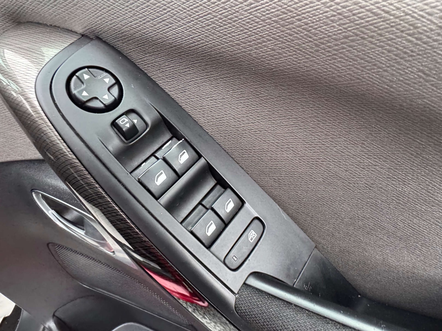 Used Citroen C4 Picasso 2015 for sale - 76363829: Photo 32