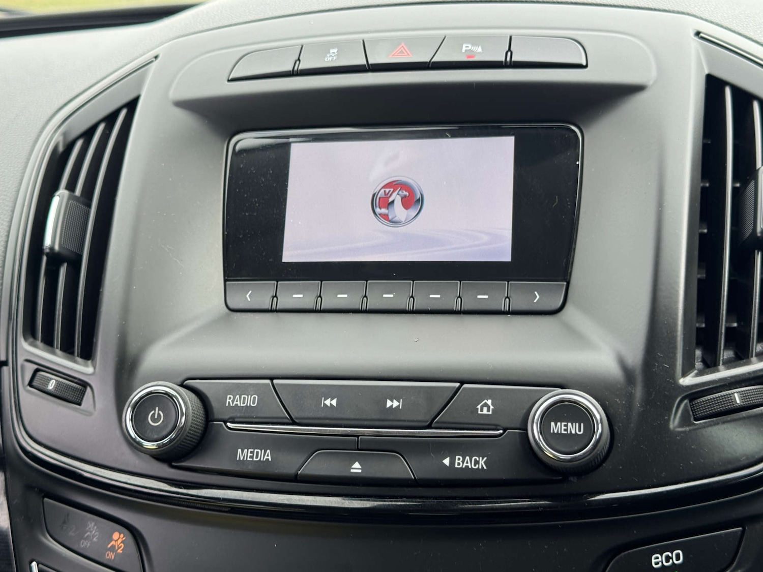 Used Vauxhall Insignia 2015 for sale - 76469538: Photo 29