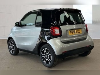 Used smart fortwo 2016 for sale - 79070805: Photo