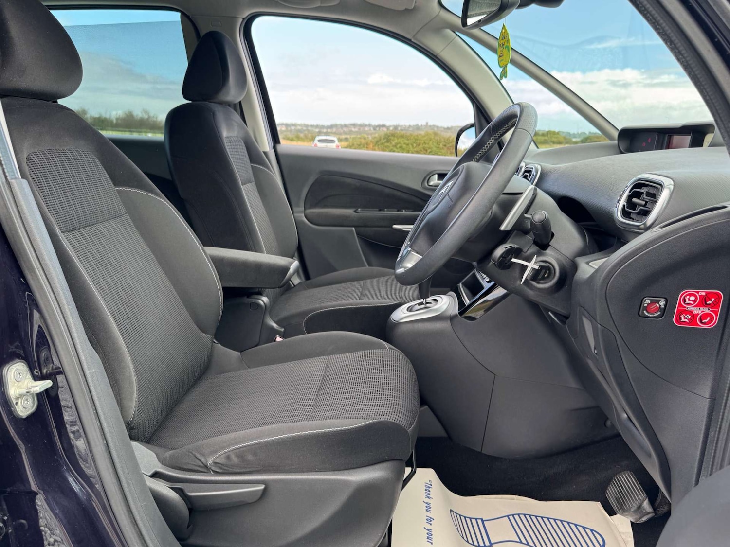 Used Citroen C3 Picasso 2013 for sale - 76117779: Photo 12