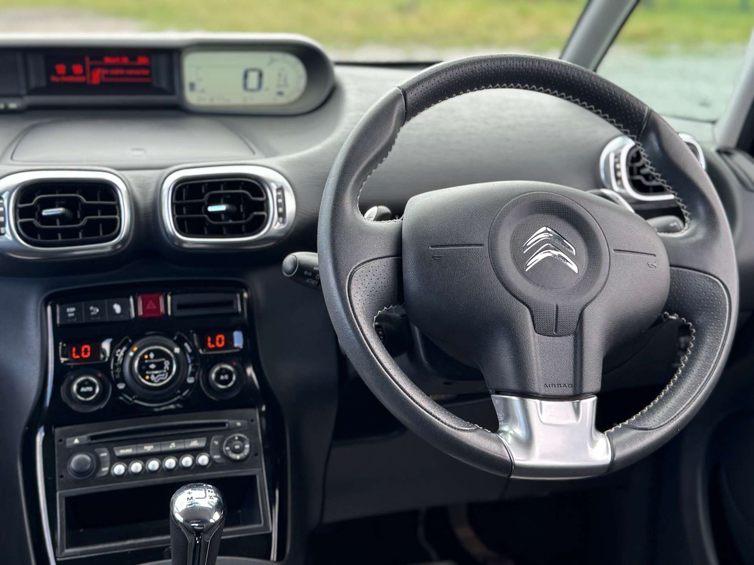Used Citroen C3 Picasso 2013 for sale - 76117779: Photo 50