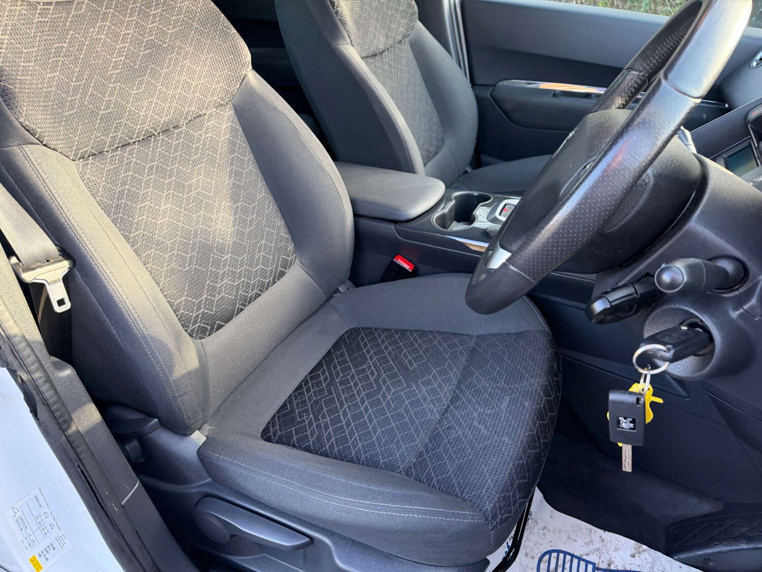 Used Peugeot 3008 2016 for sale - 77641689: Photo 13