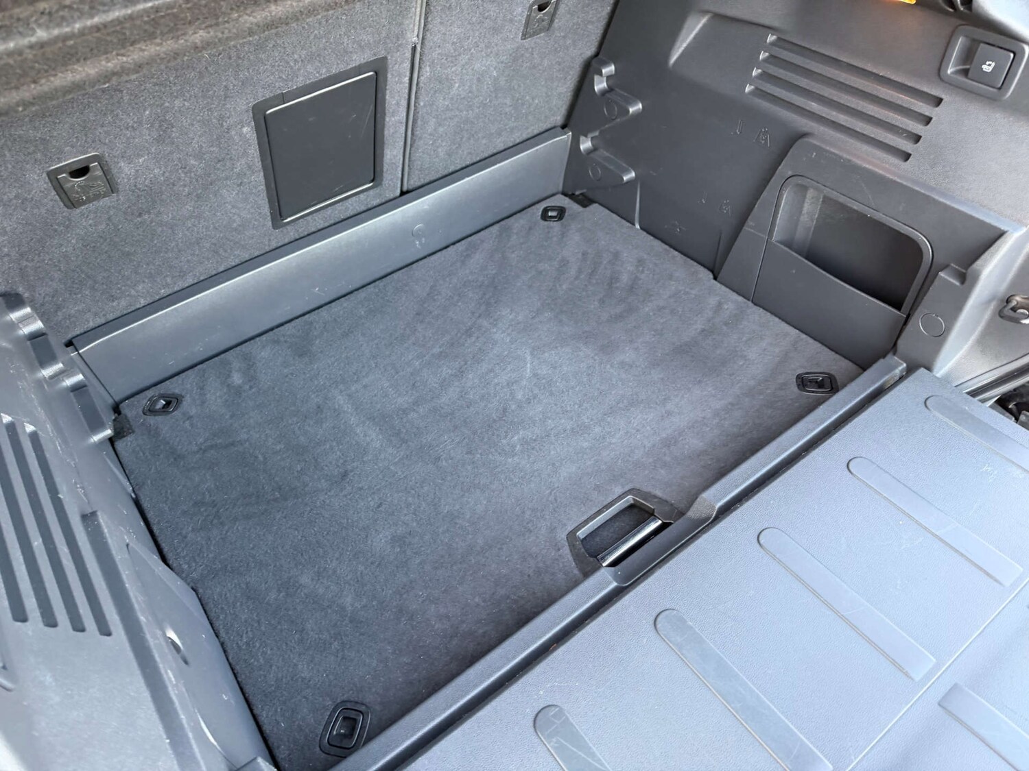 Used Peugeot 3008 2016 for sale - 77641689: Photo 28