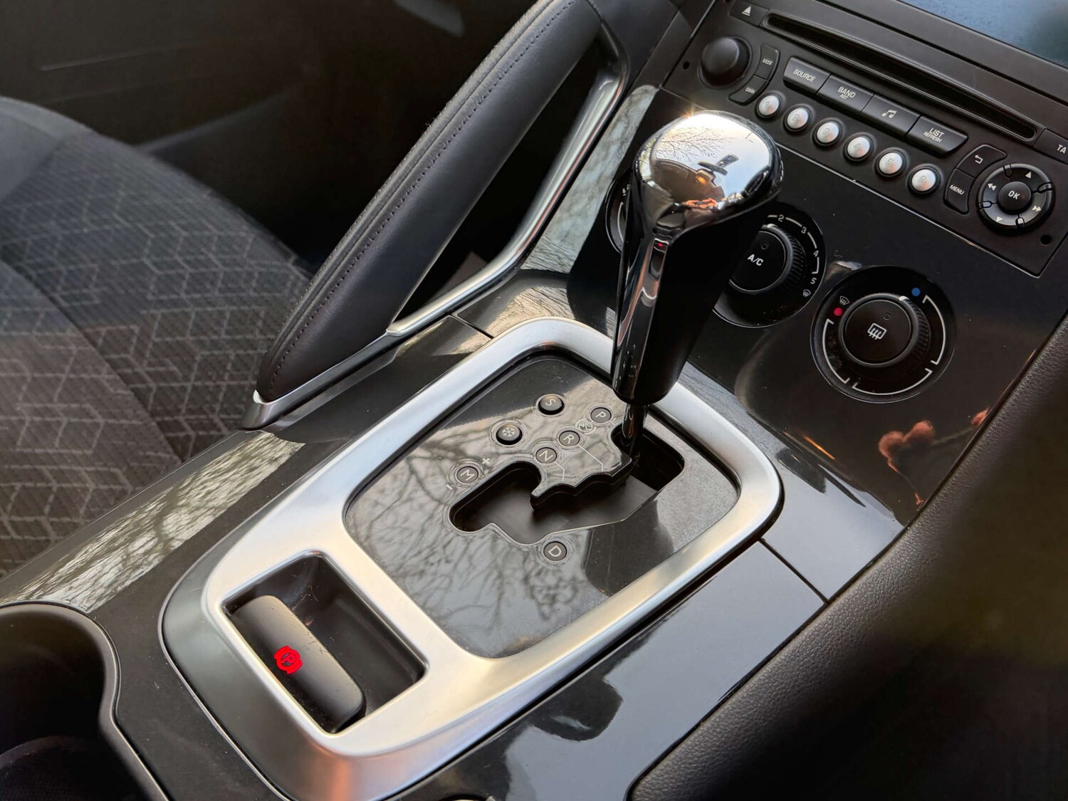 Used Peugeot 3008 2016 for sale - 77641689: Photo 33