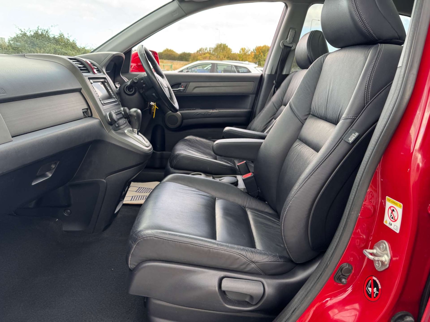 Used Honda CR-V 2011 for sale - 76600780: Photo 18