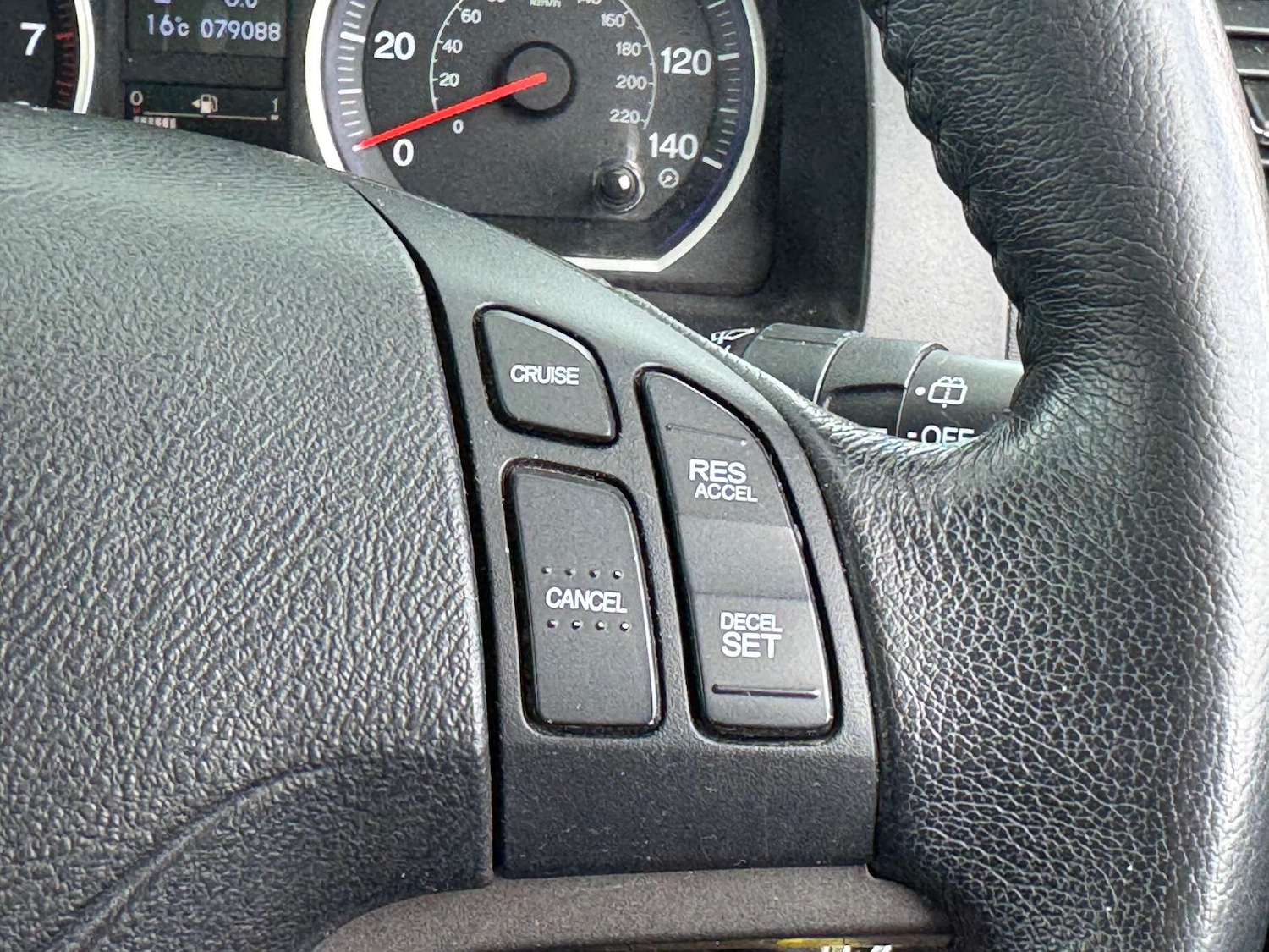 Used Honda CR-V 2011 for sale - 76600780: Photo 33