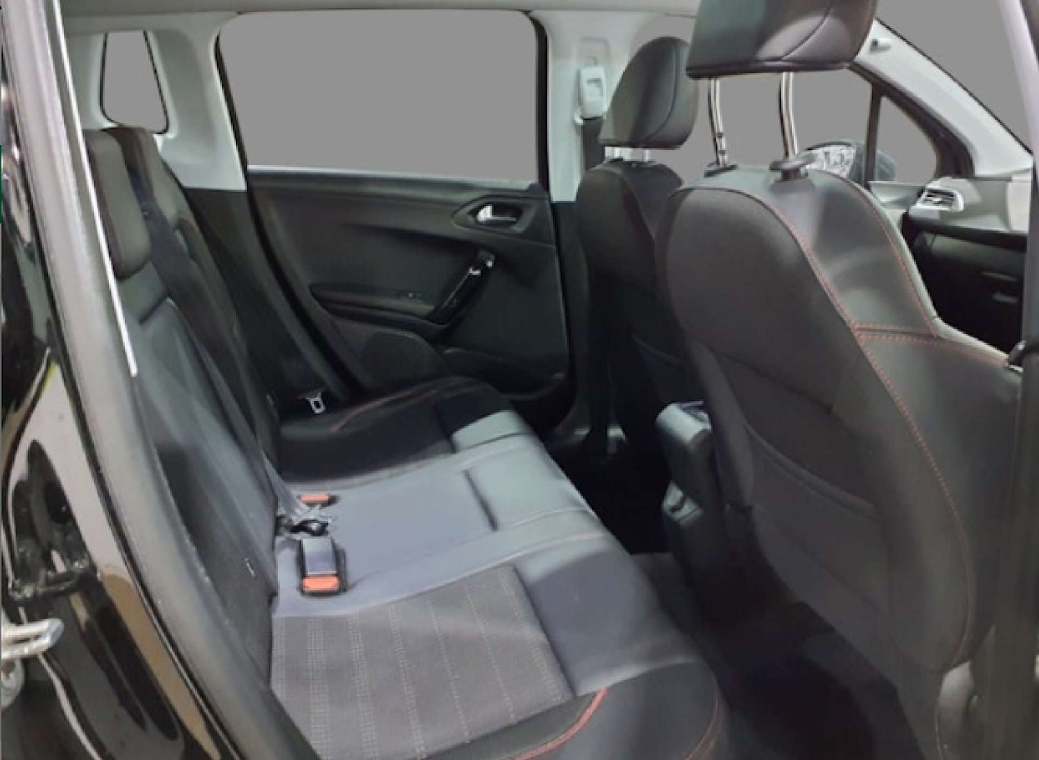 Used Peugeot 2008 2018 for sale - 76416880: Photo 6