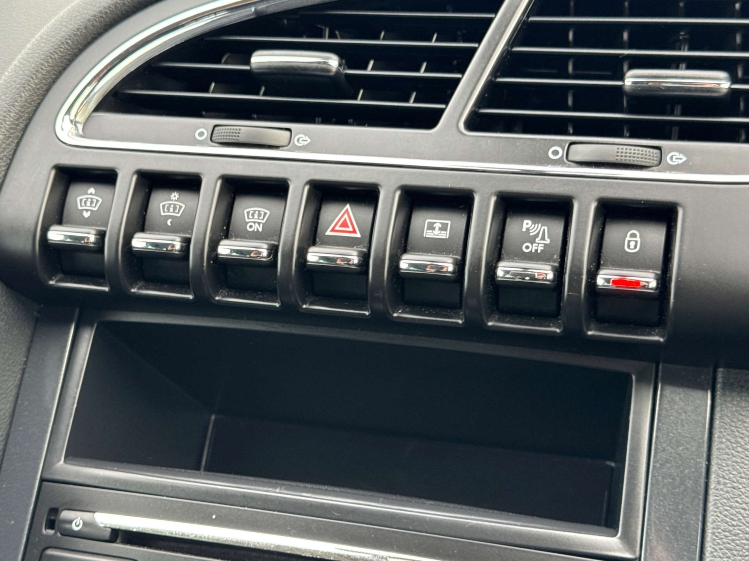 Used Peugeot 3008 2015 for sale - 77946404: Photo 36