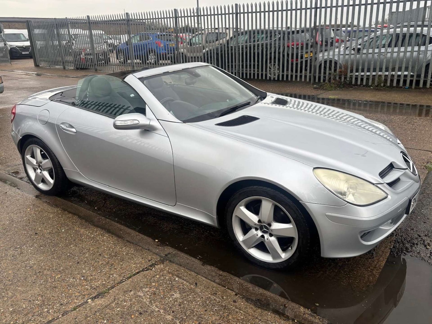 Used Mercedes-Benz SLK 2007 for sale - 76577458: Photo 3
