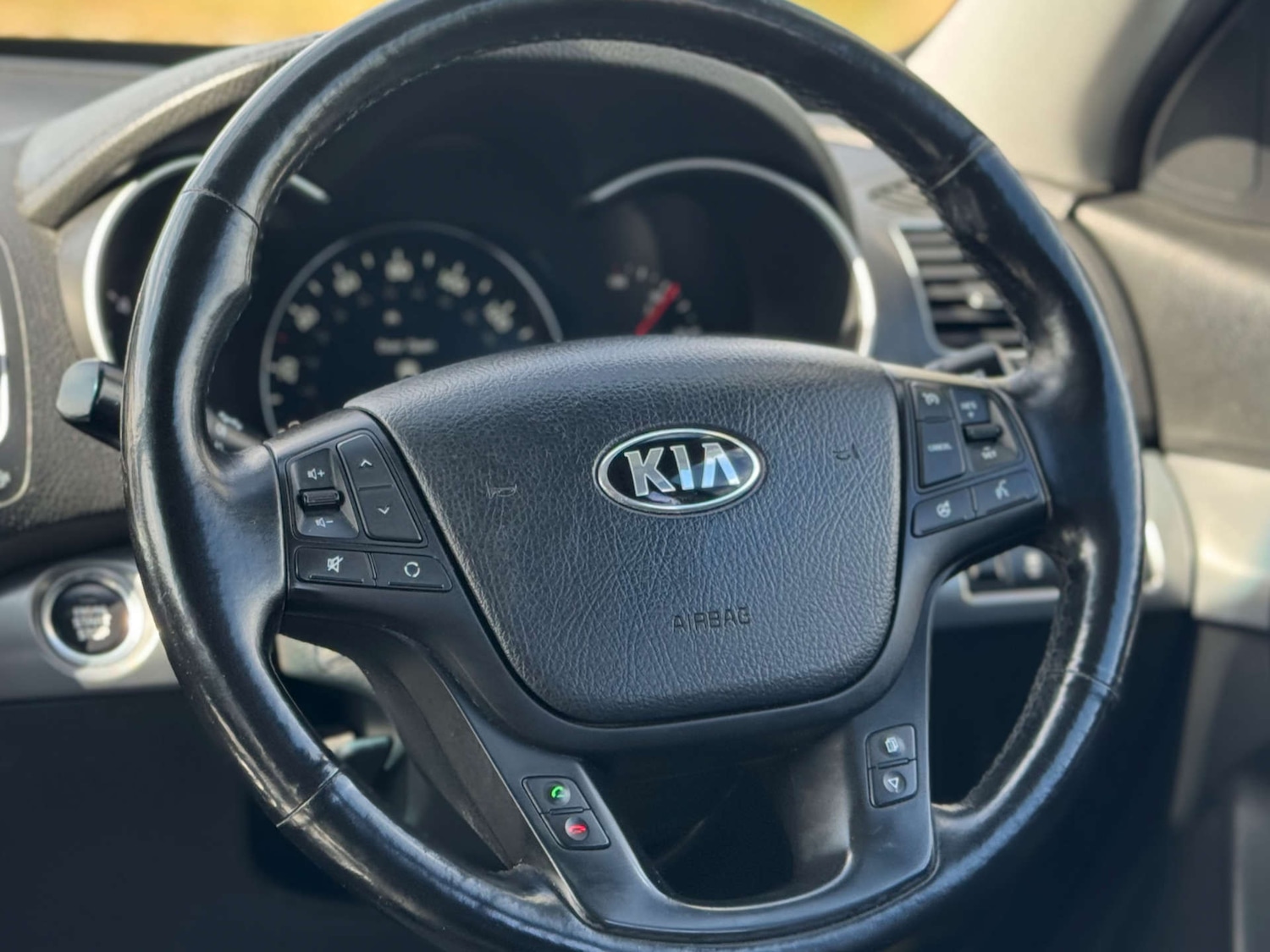 Used Kia Sorento 2015 for sale - 76453809: Photo 48