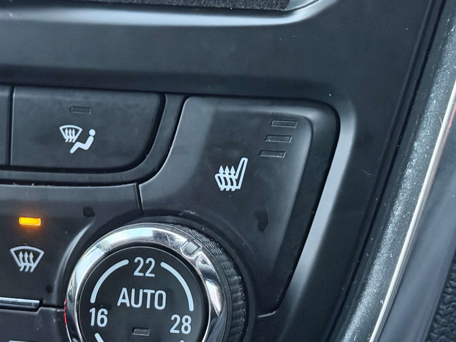 Used Vauxhall Mokka 2014 for sale - 77641639: Photo 47