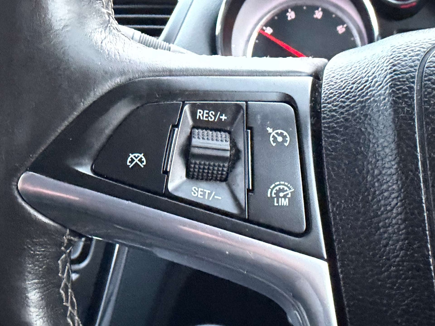 Used Vauxhall Mokka 2014 for sale - 77641639: Photo 49