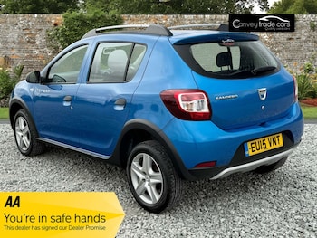 Used Dacia Sandero Stepway 2015 for sale - 79343815: Photo