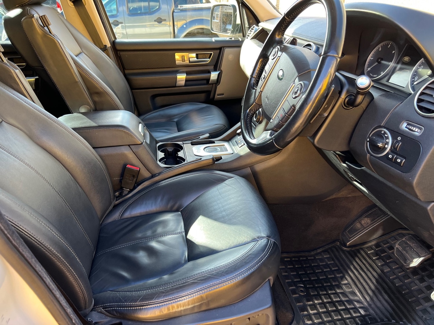 Used Land Rover Discovery 2012 for sale - 76364475: Photo 9