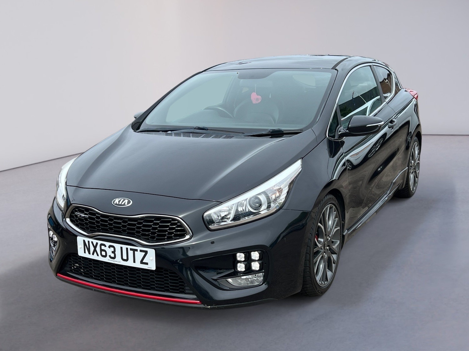 Used Kia Pro Ceed 2013 for sale - 74769597: Photo 1